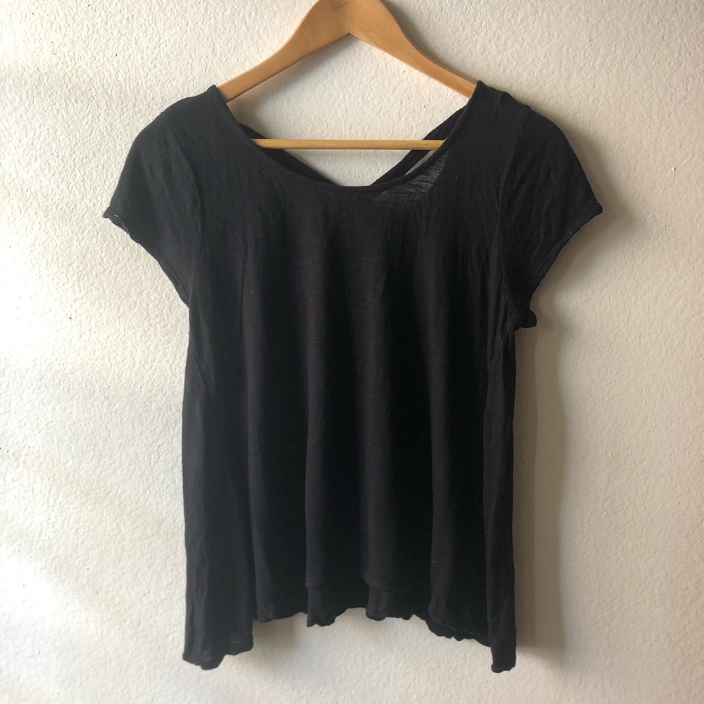 Mossimo Black Short Sleeve with a cute back